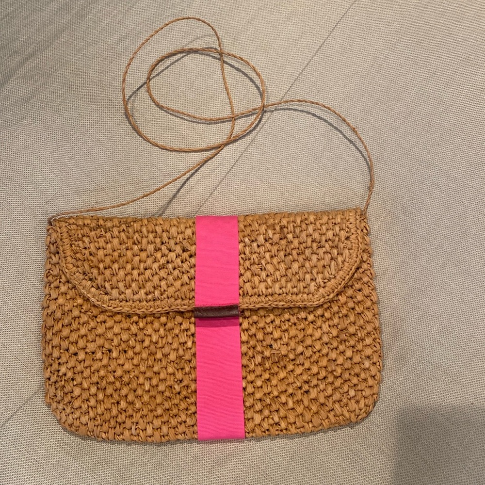 Bujibaja rafia shoulder/clutch with pink accent